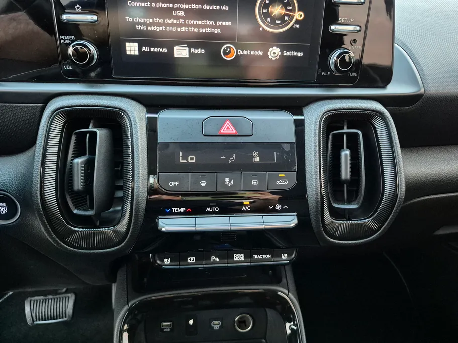 2024 Kia SONET EX 
