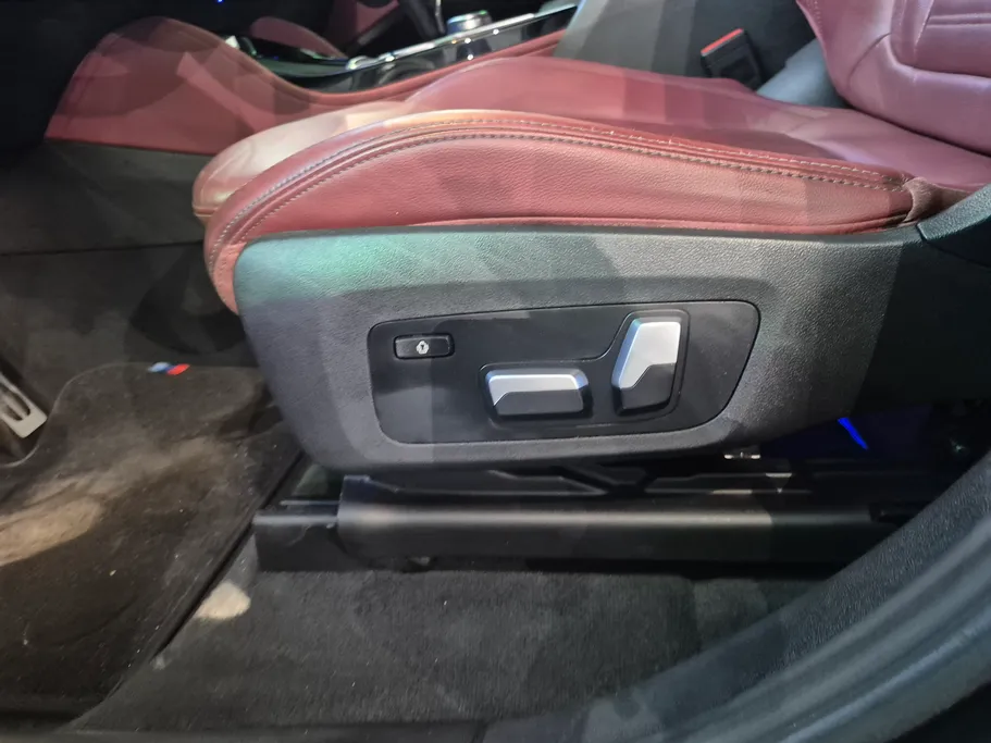 بي ام دبليو الفئة اكس 4 xDrive 30i 2021 