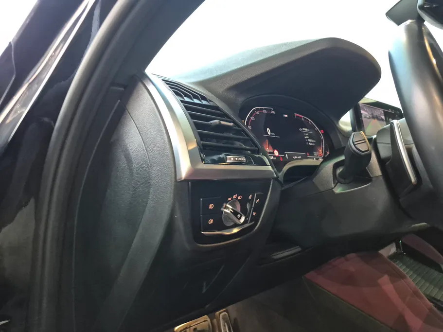 بي ام دبليو الفئة اكس 4 xDrive 30i 2021 