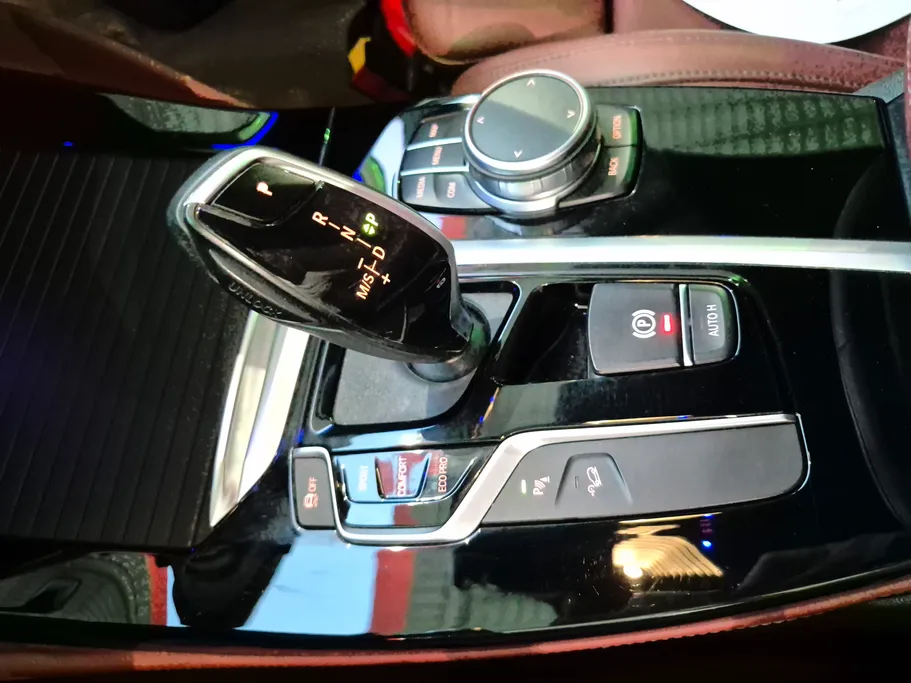 بي ام دبليو الفئة اكس 4 xDrive 30i 2021 