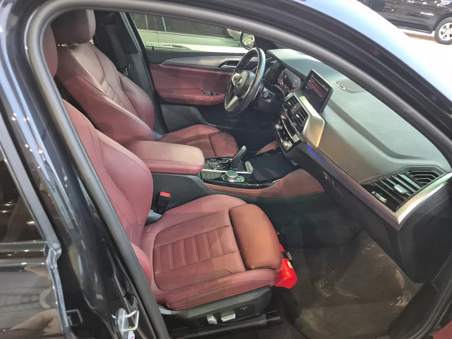 بي ام دبليو الفئة اكس 4 xDrive 30i 2021 