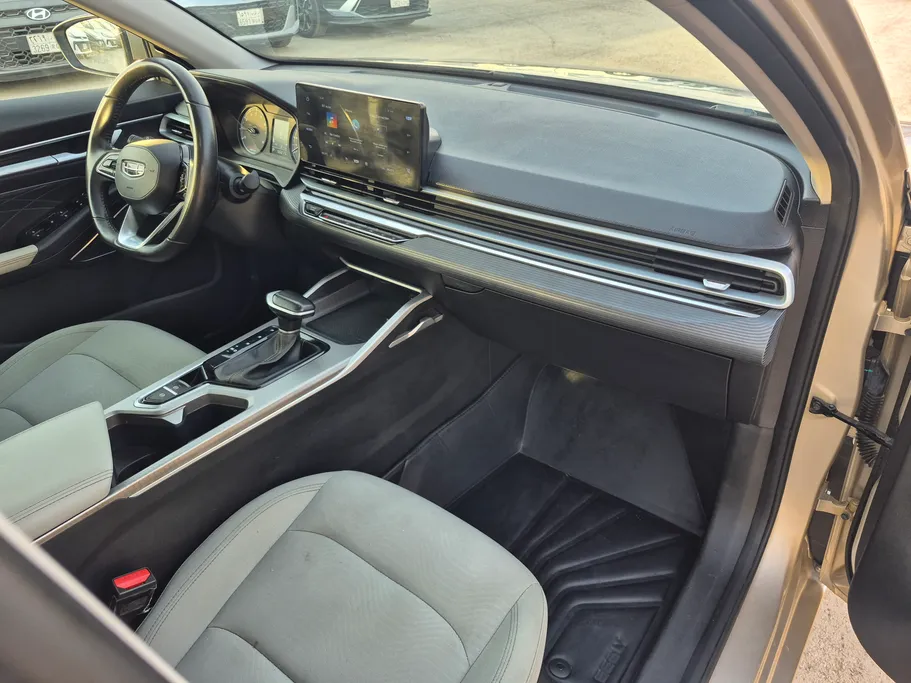 2025 Geely Emgrand GS 