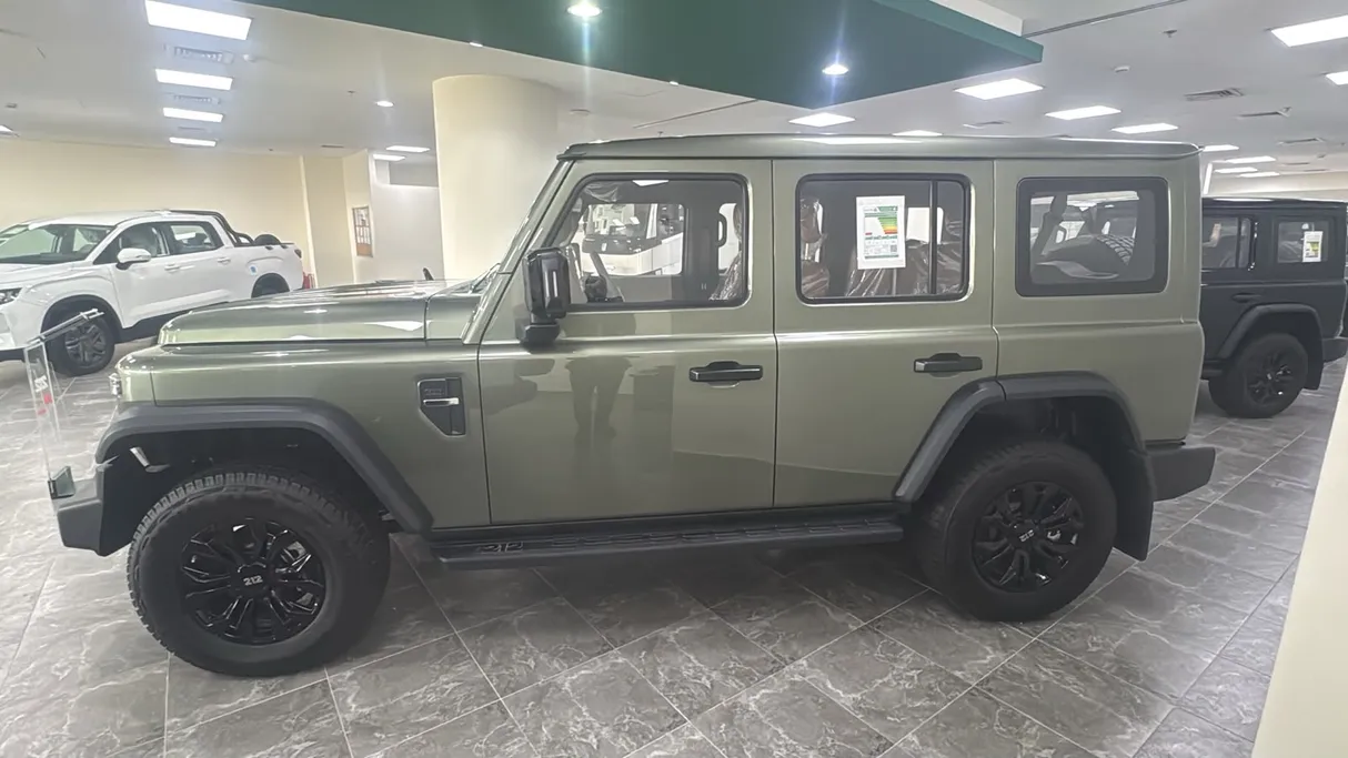 2027 باو 212 T01 Adventure 
