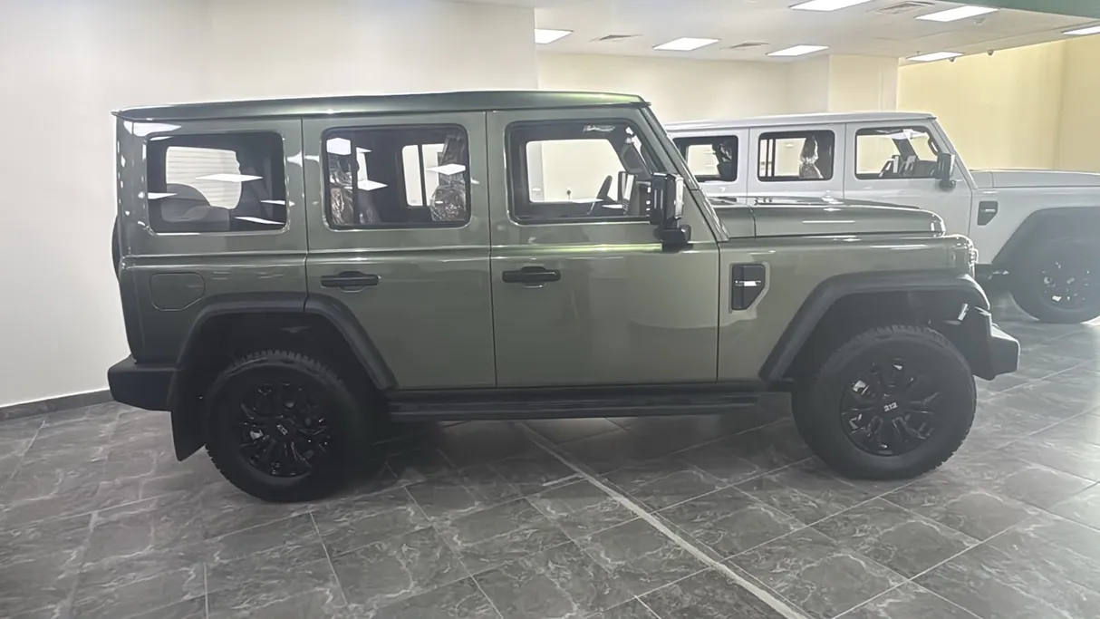 2027 باو 212 T01 Adventure 