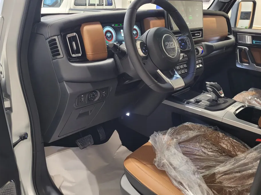 2027 باو 212 T01 Adventure 