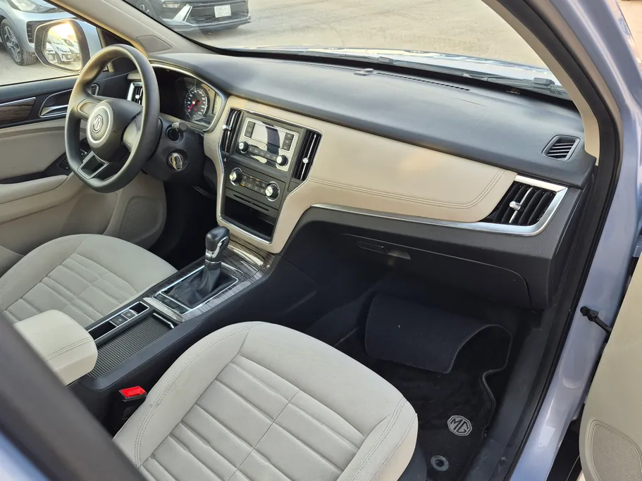 2023 MG RX5 STD 