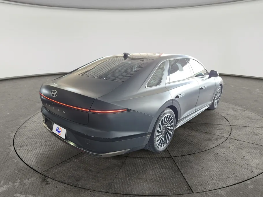 2024 Hyundai Azera calligraphy 
