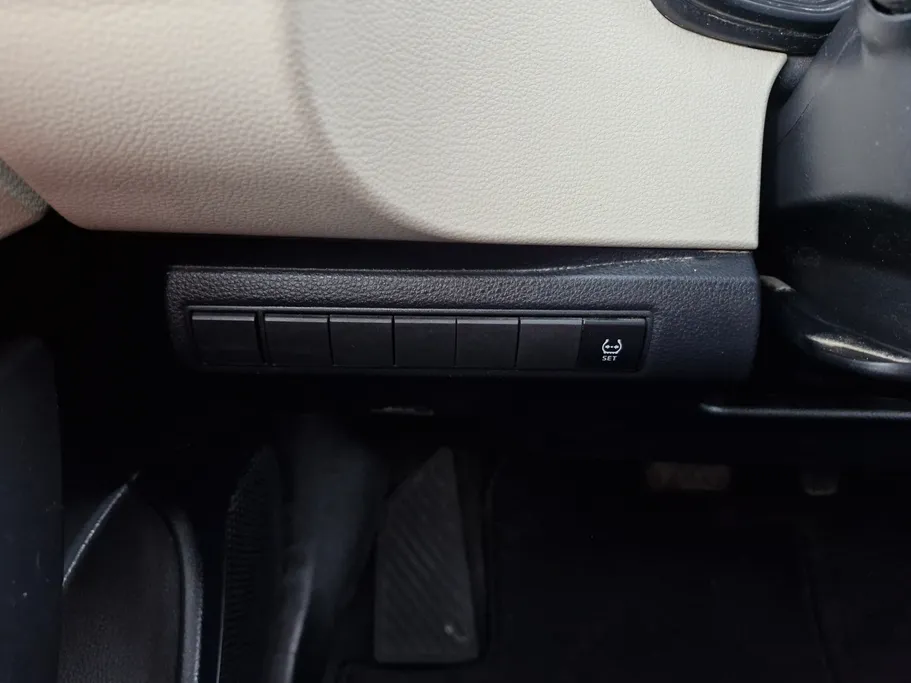 2024 Toyota Corolla XLI 