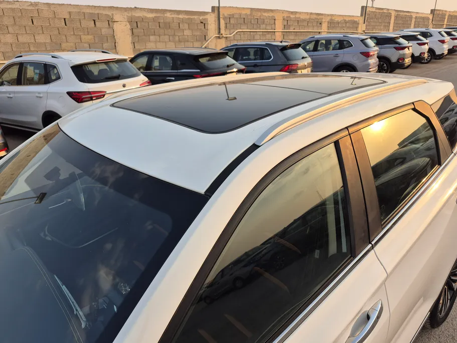 2024 FAW Bestune T77 Basic 