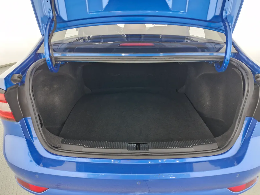 2022 MG 5 COM 