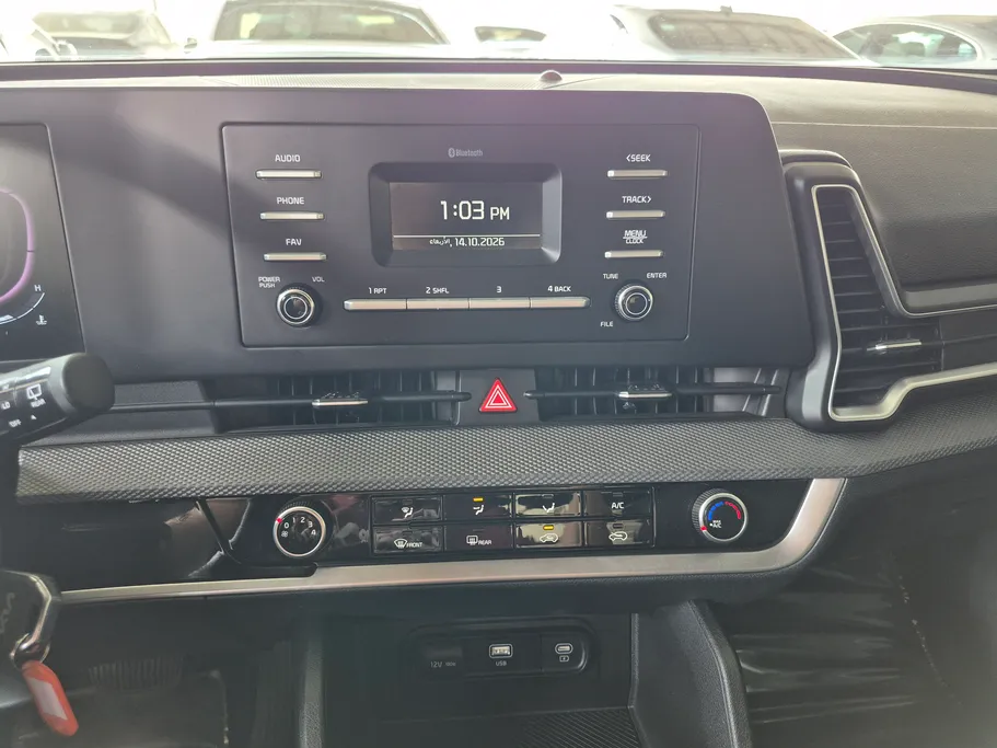 2024 Kia Sportage LX 