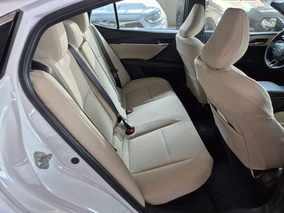 2025 Toyota Camry  E Plus HEV 