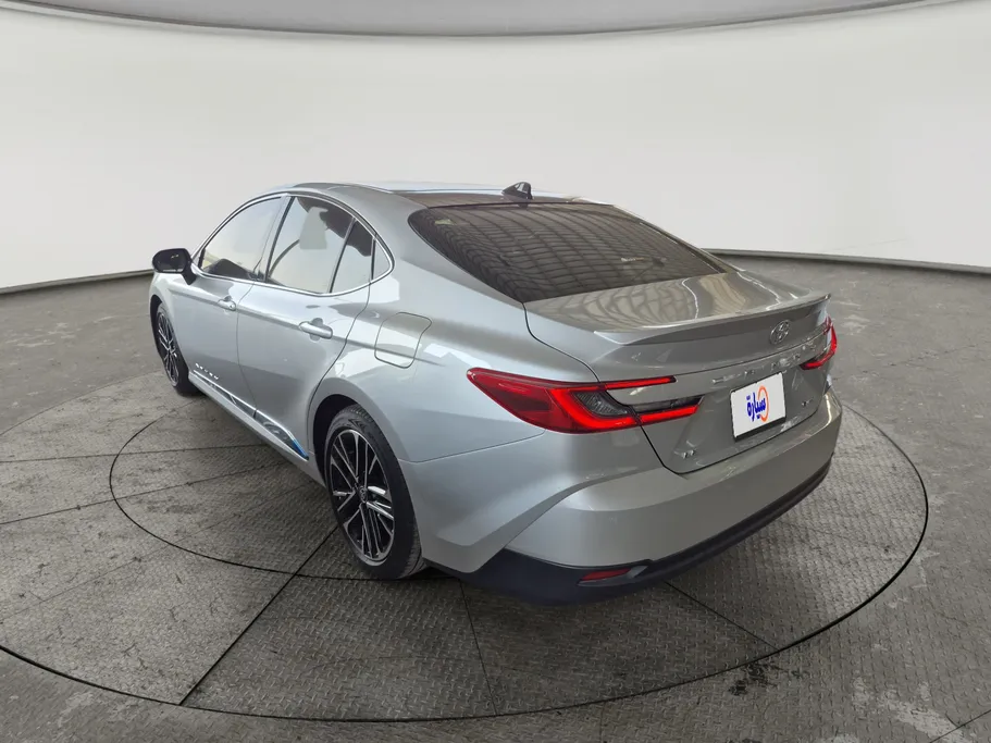 2026 Toyota Camry  LE HEV 