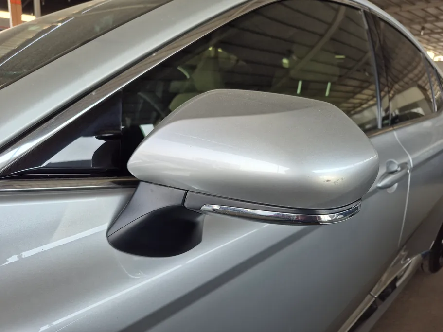 2026 Toyota Camry  LE HEV 