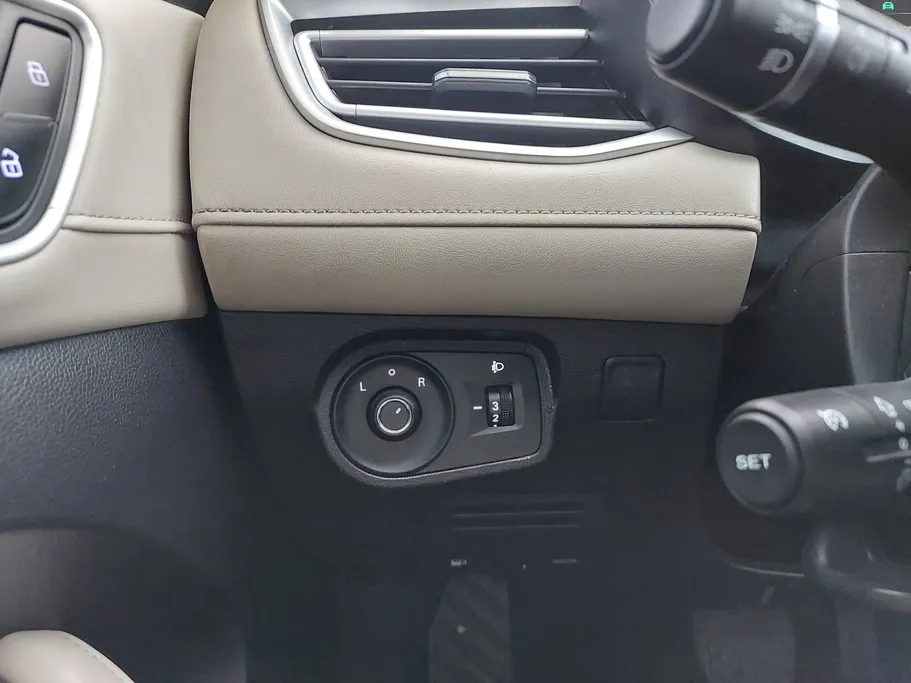 2023 MG 5 COM 