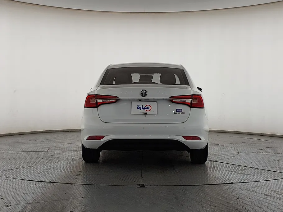 2023 MG 5 COM 
