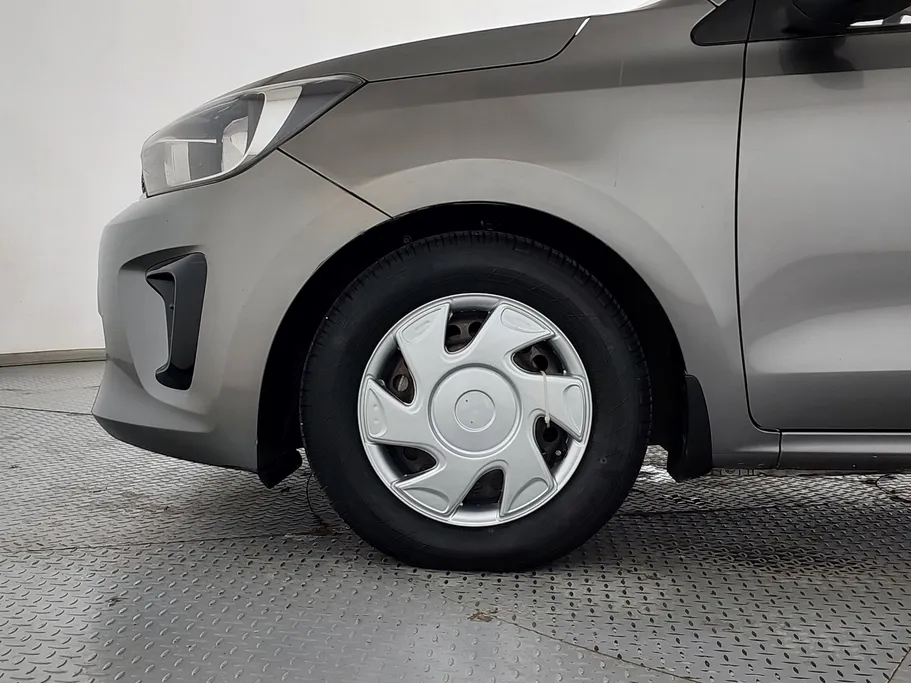 2022 Kia Pegas LX 