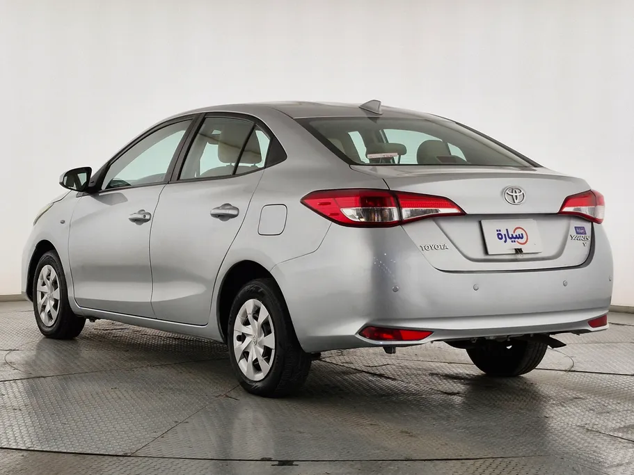 2022 Toyota Yaris  Y 