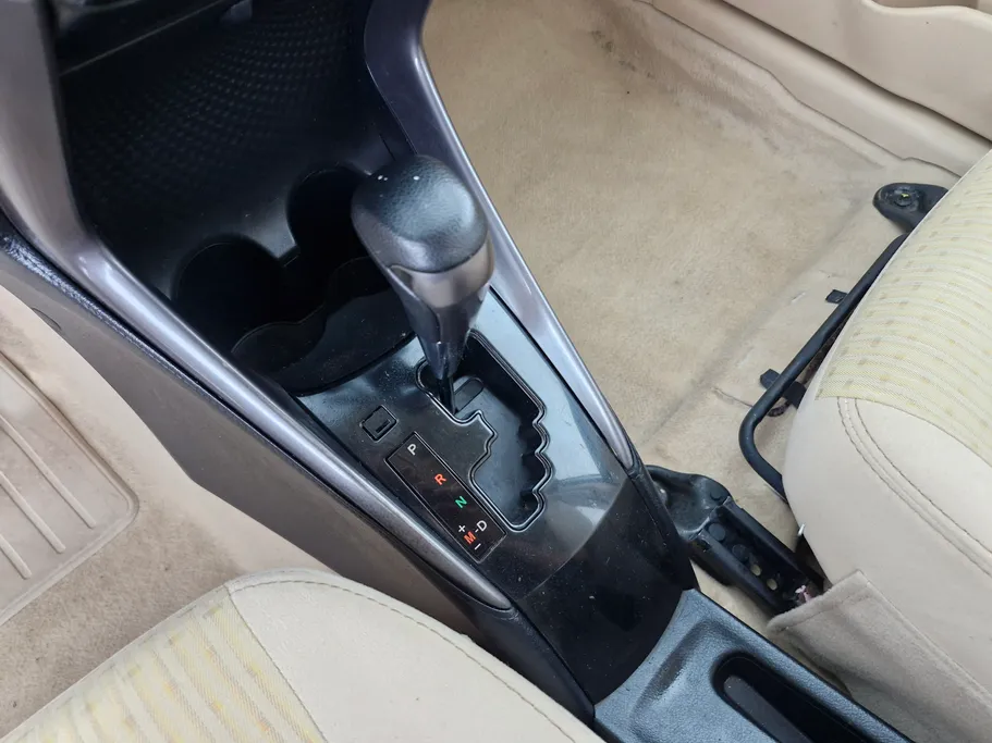 2022 Toyota Yaris  Y 