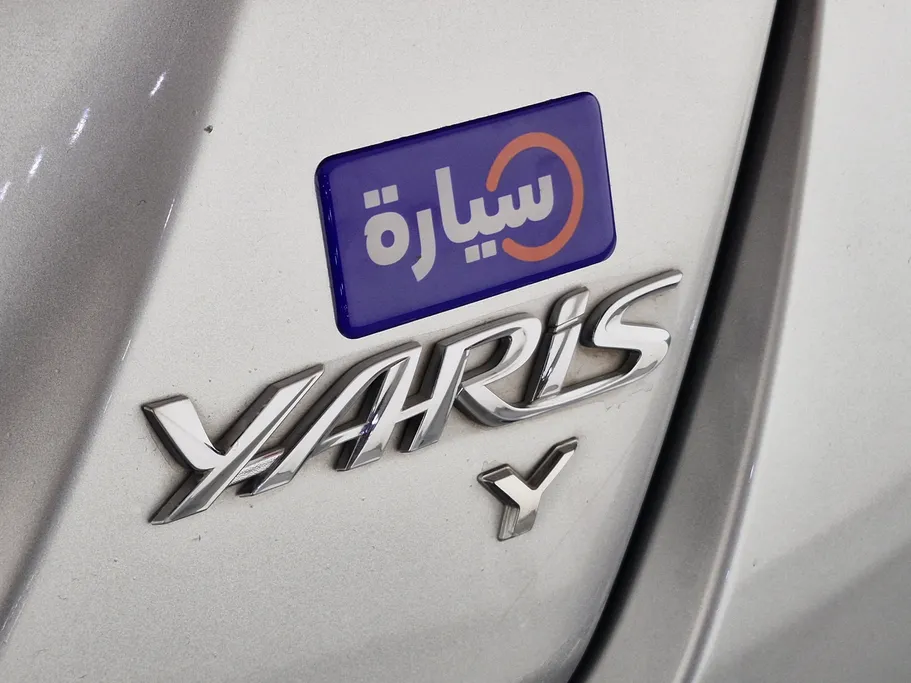 2022 Toyota Yaris  Y 