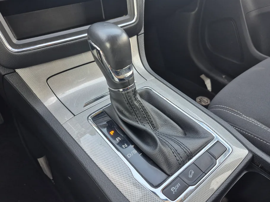 2023 MG RX5 STD 