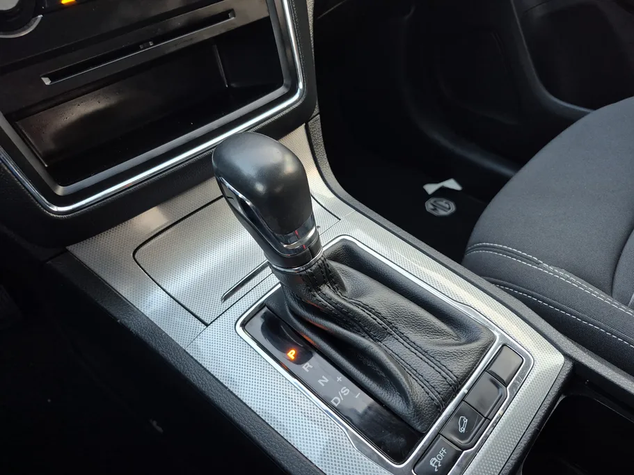 2023 MG RX5 STD 