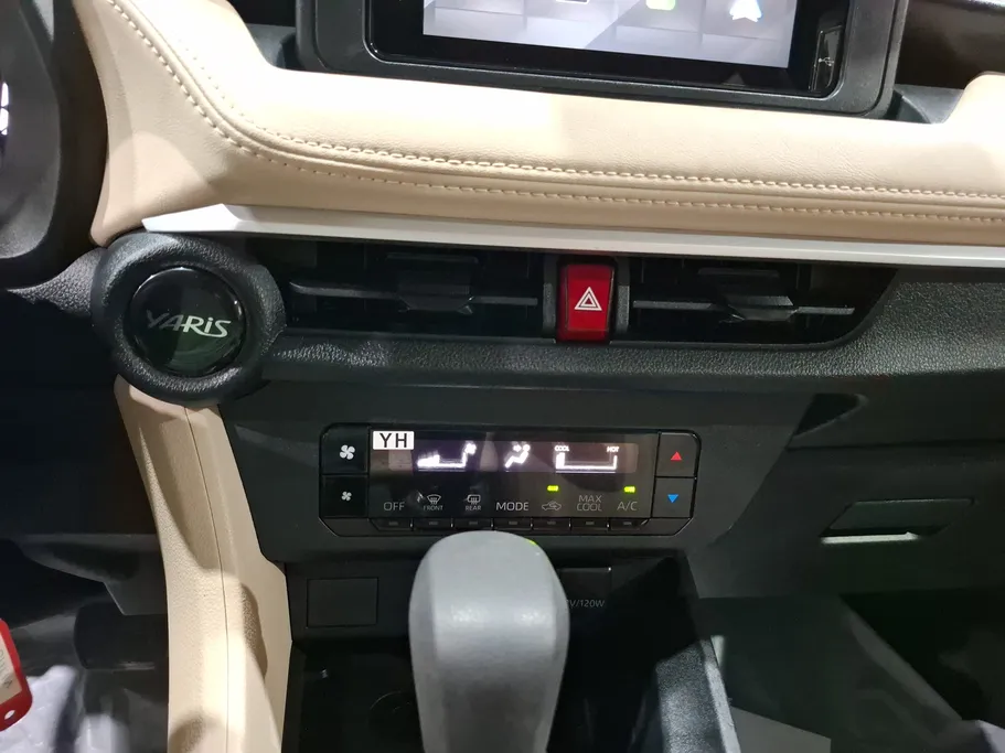 2024 Toyota Yaris  Y Plus 