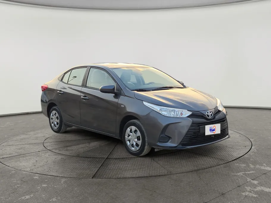 2022 Toyota Yaris  Y 