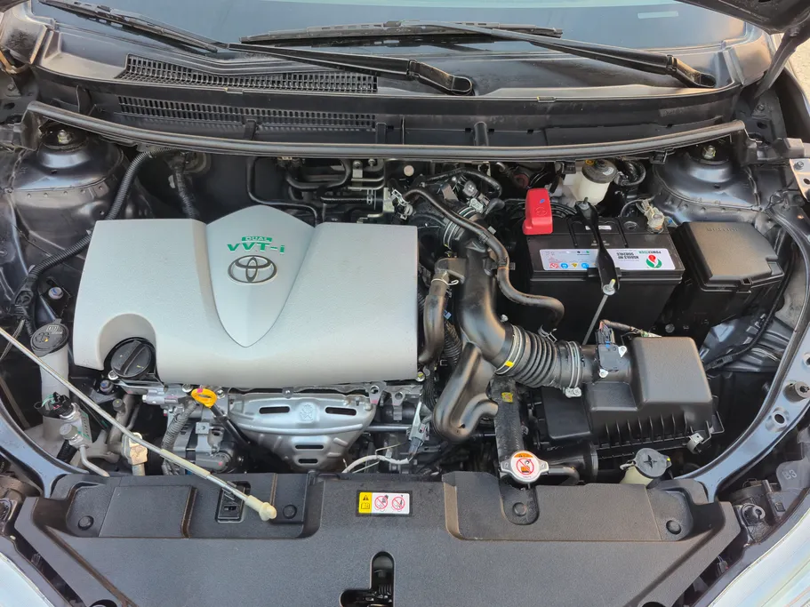 2022 Toyota Yaris  Y 