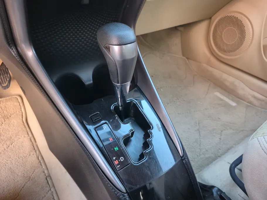 2022 Toyota Yaris  Y 