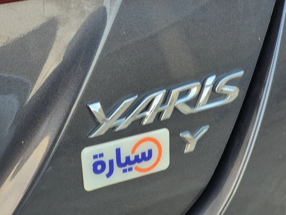 2022 Toyota Yaris  Y 