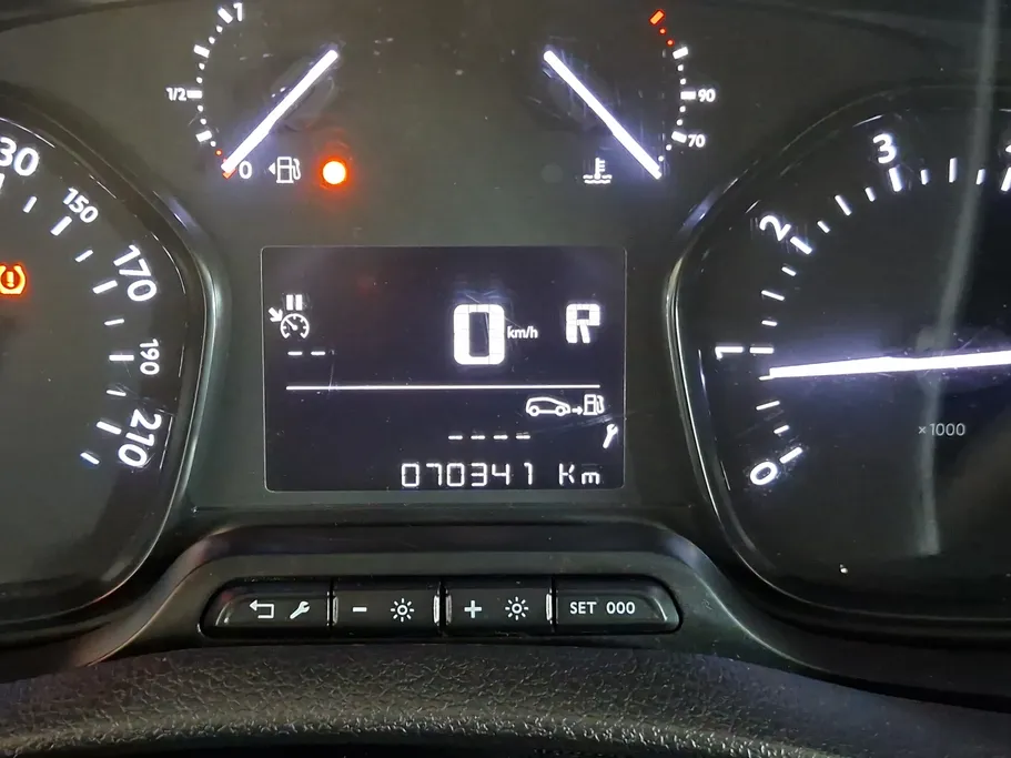 2023 بيجو Expert VAN 
