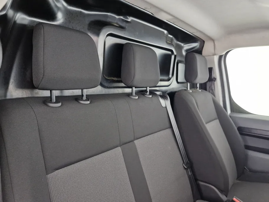 2023 بيجو Expert VAN 
