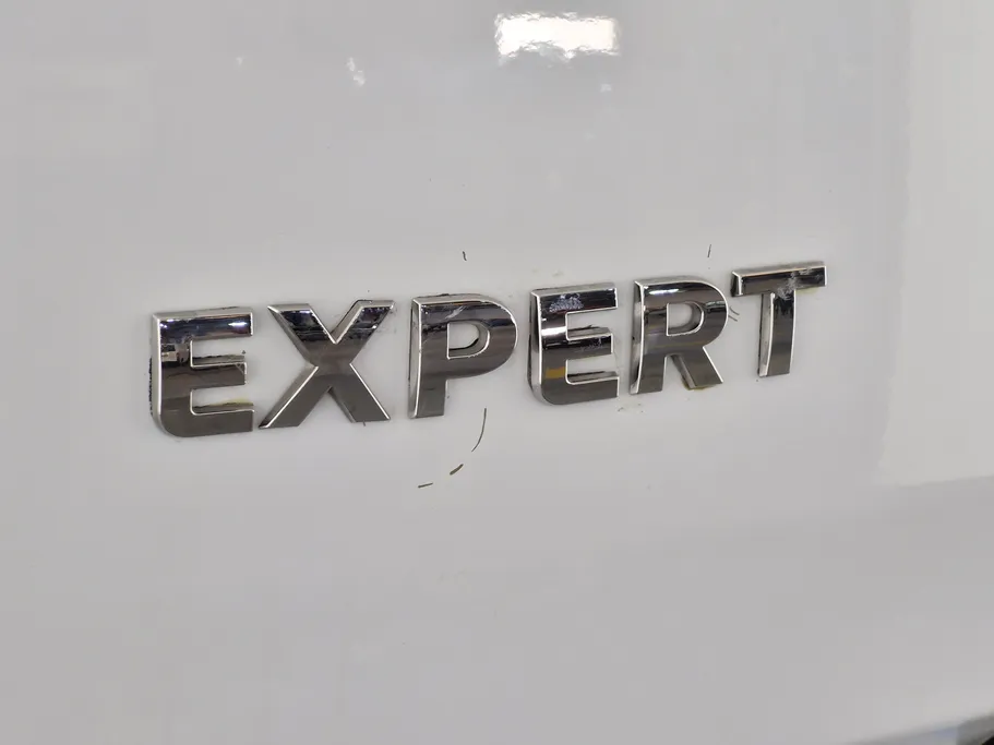 2023 بيجو Expert VAN 