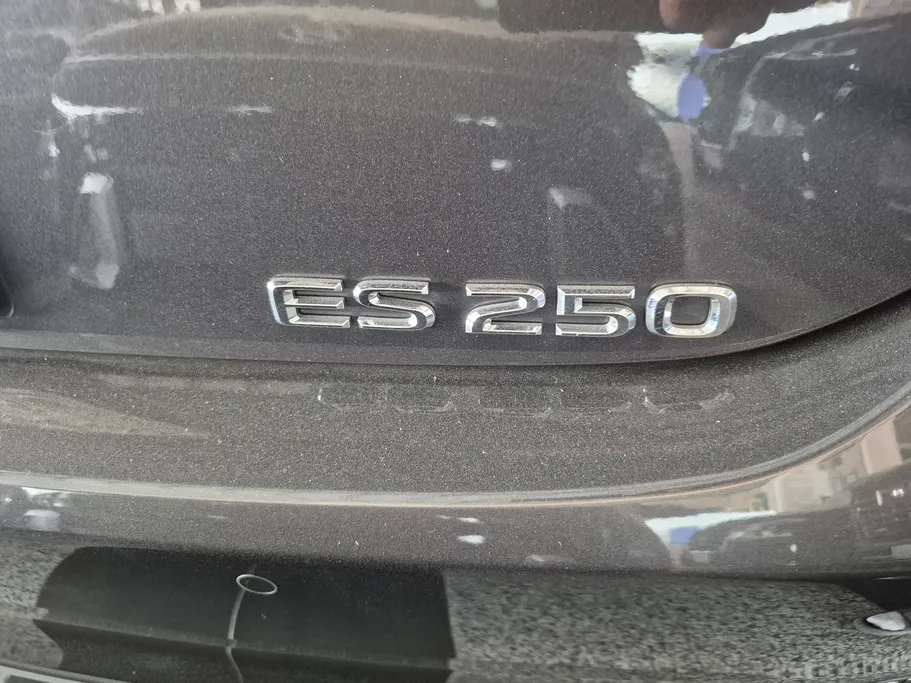 لكزس ES 250 2025 