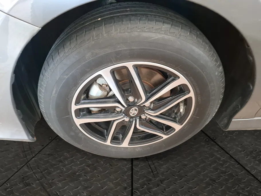 2024 Toyota Camry  LE HEV 
