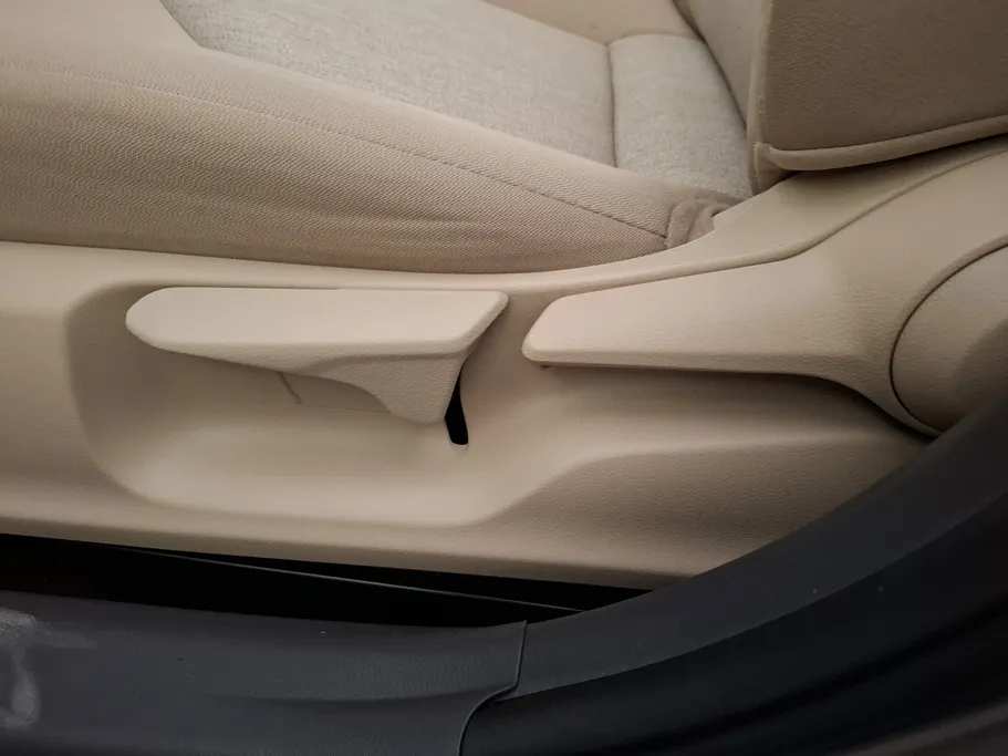 2024 Toyota Camry  LE HEV 