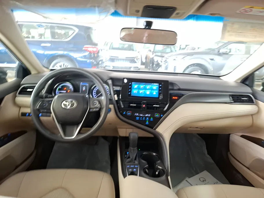 2024 Toyota Camry  LE HEV 