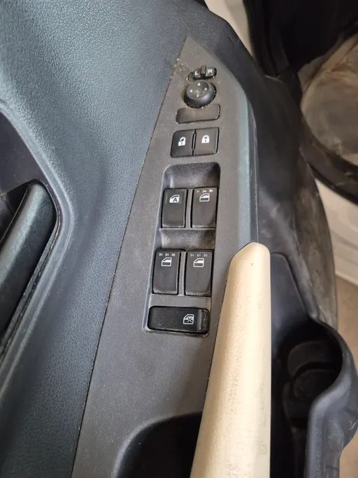 2024 Toyota Yaris  Y 