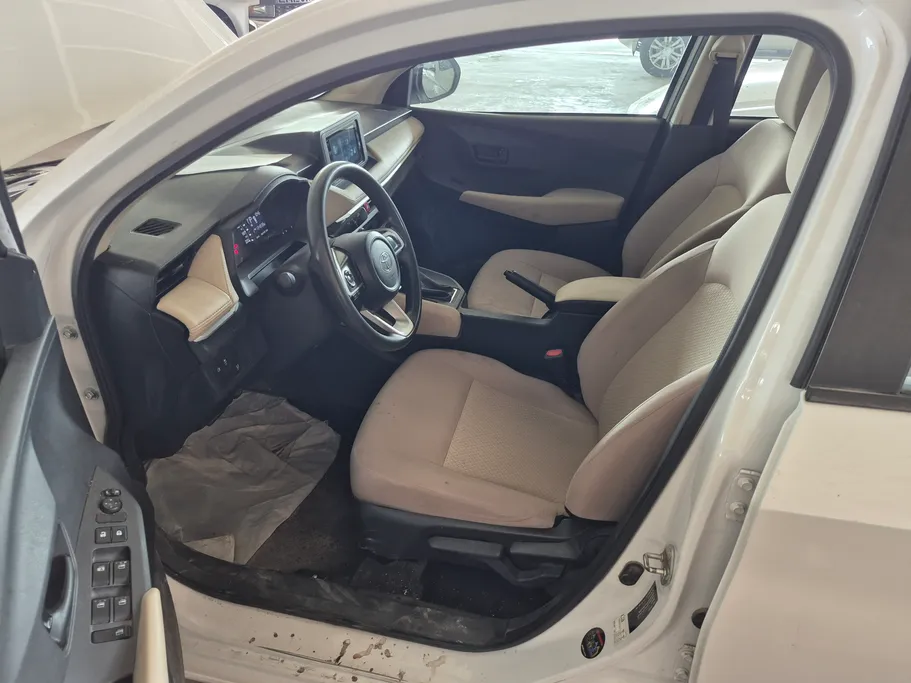2024 Toyota Yaris  Y 