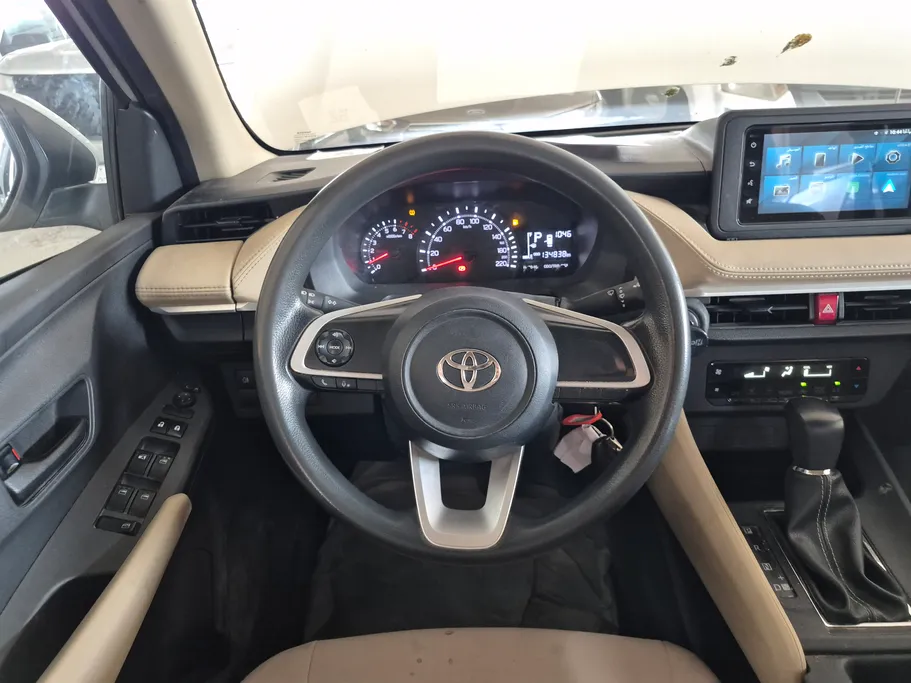 2024 Toyota Yaris  Y 