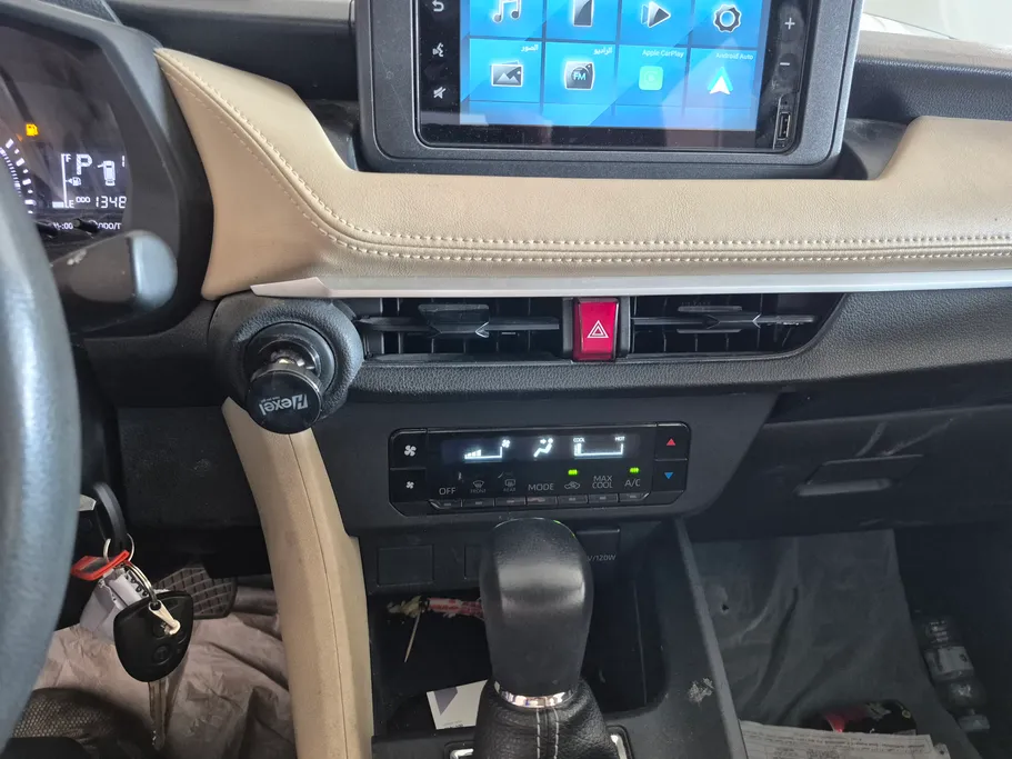 2024 Toyota Yaris  Y 