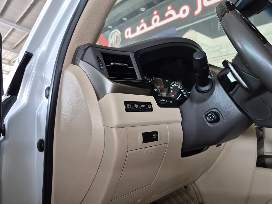 2021 Lexus LX 570 S 