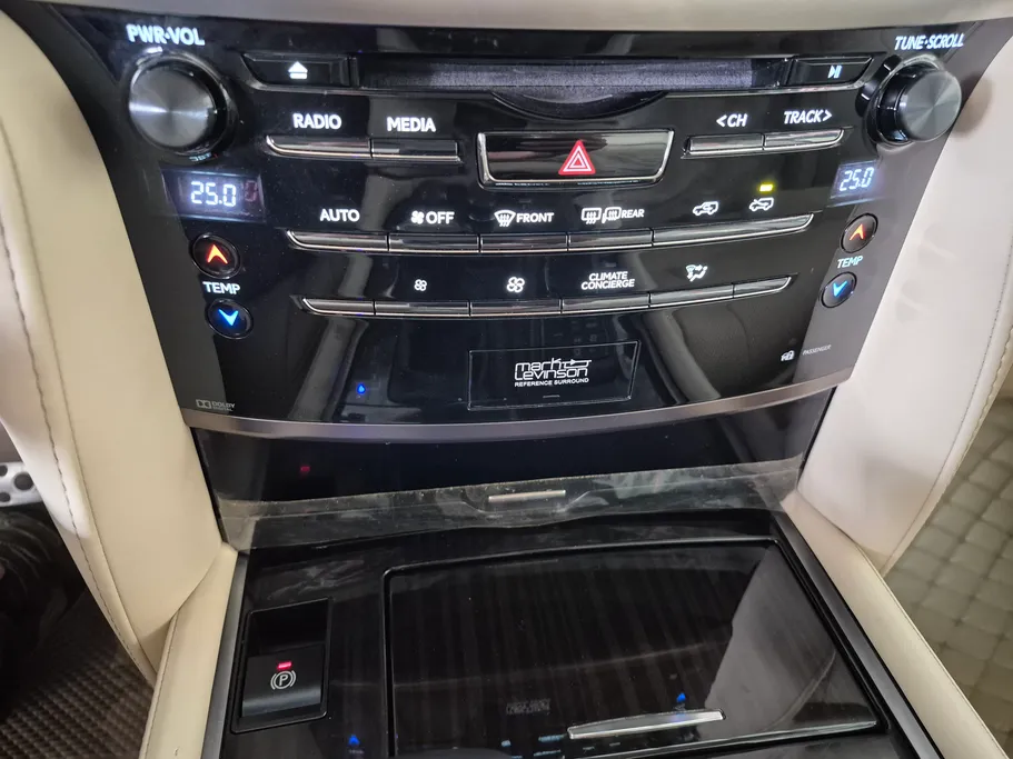 2021 Lexus LX 570 S 