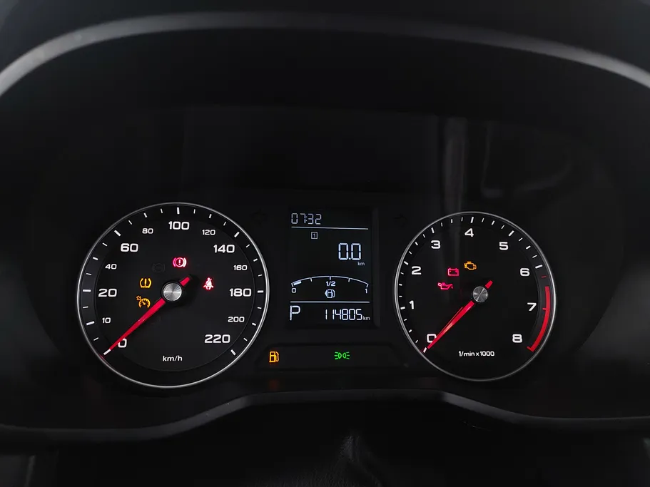 ام جي 5 STD 2023 