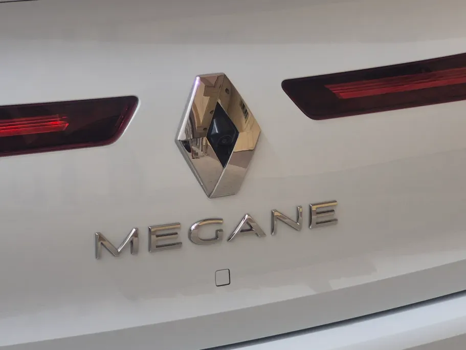 رينو ميجان LE PLUS 2024 