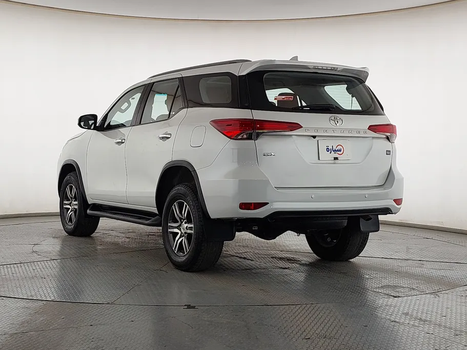 2024 Toyota Fortuner GX2 4x4 