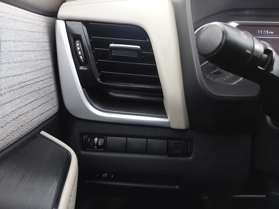 2023 Nissan Xtrail S 7 Seats 