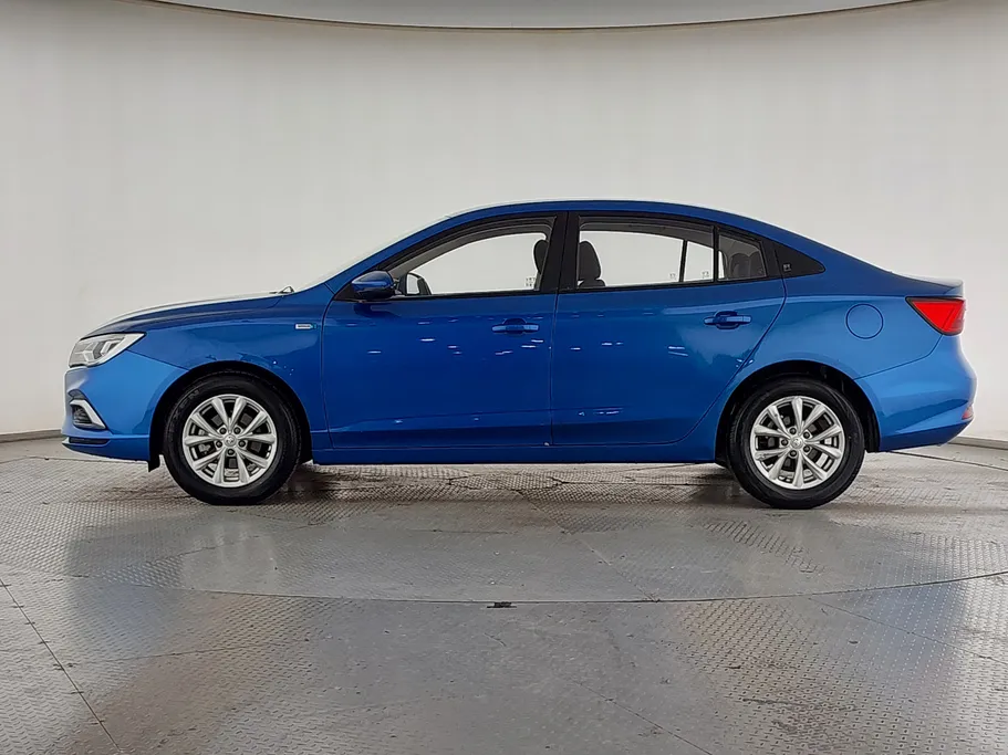 2022 MG 5 STD 