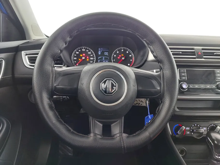 2022 MG 5 STD 
